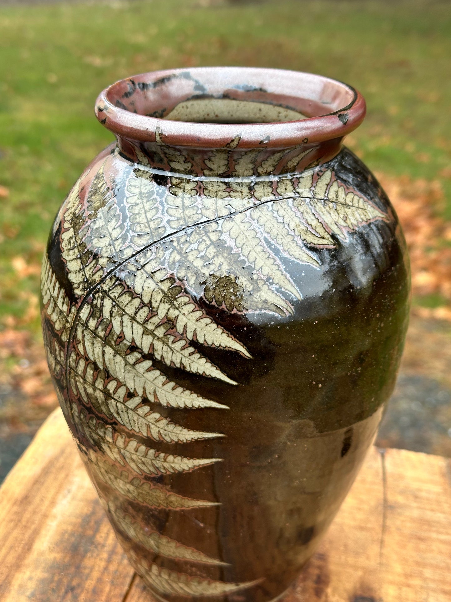 Fern Black Slip Vase