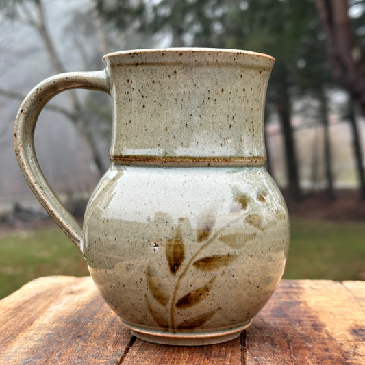 Iron Brushwork Celadon Garden Mug